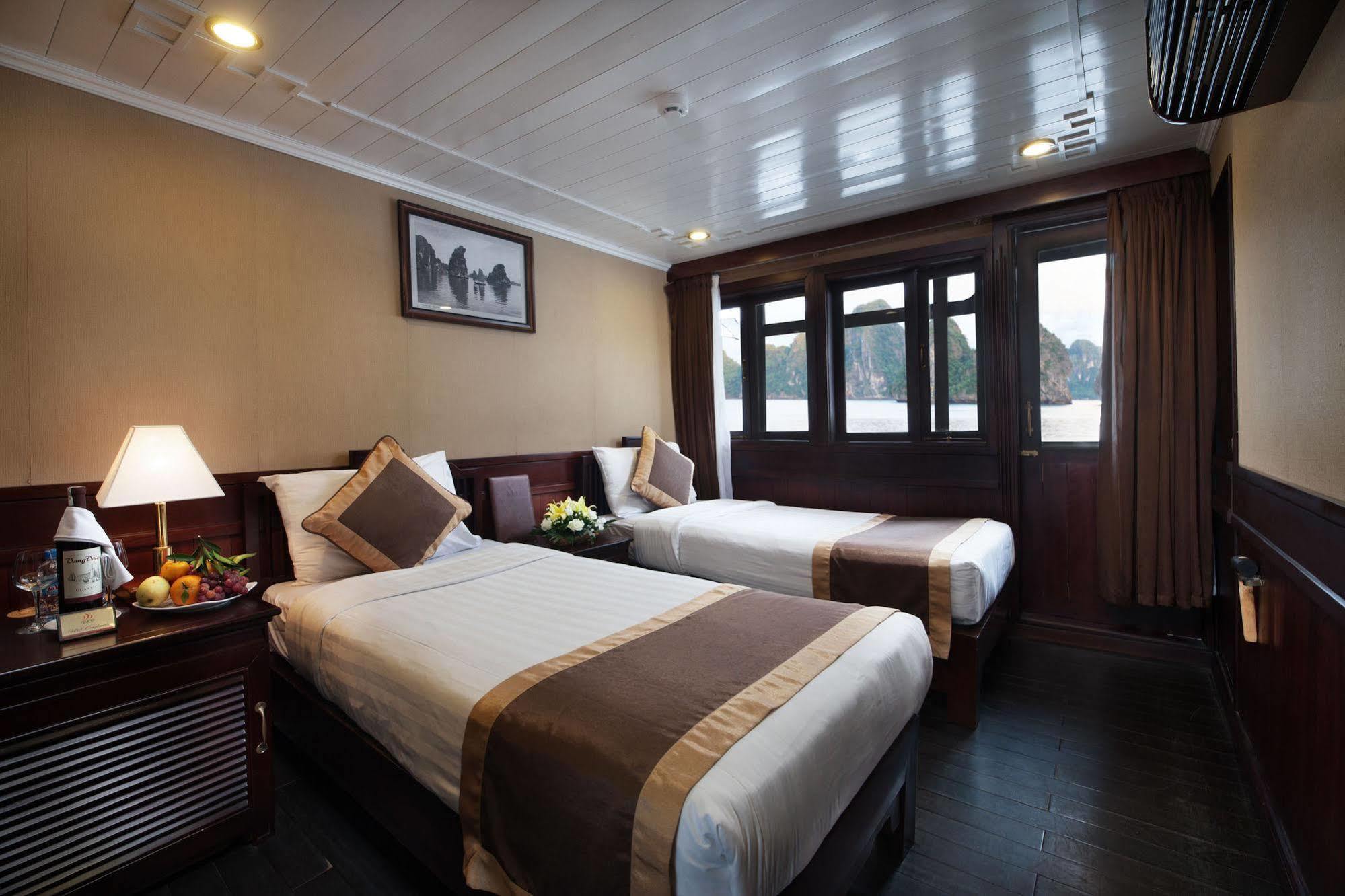 Отель Halong Glory Legend Cruise Халонг Экстерьер фото
